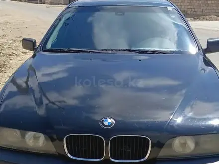 BMW 528 1998 года за 2 100 000 тг. в Актау – фото 3