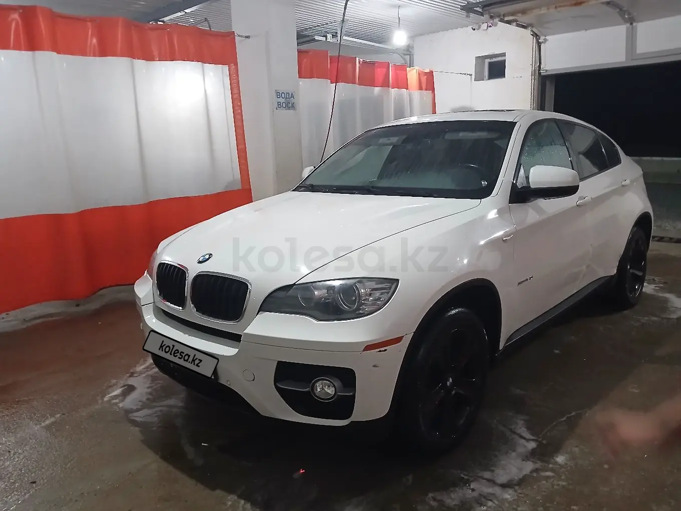 BMW X6, 2011