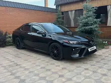 Toyota Camry, 2018