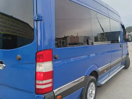 Mercedes-Benz Sprinter 2009 года за 14 000 000 тг. в Семей – фото 4