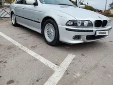 BMW 5 Series, 2000
