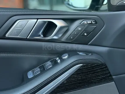 BMW X7 2021 года за 47 500 000 тг. в Астана – фото 19