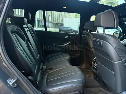 BMW X7 2021 года за 47 500 000 тг. в Астана – фото 8