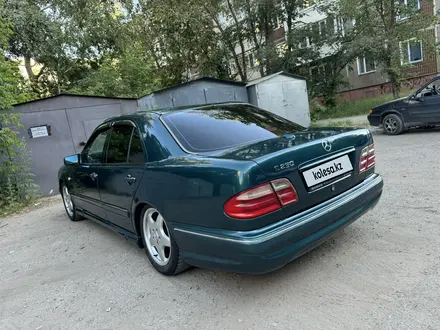 Mercedes-Benz E 230 1997 года за 3 150 000 тг. в Караганда – фото 6