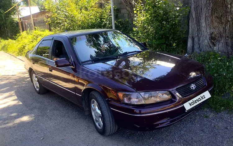 Toyota Camry 1997 года за 2 000 000 тг. в Алматы