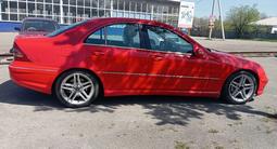 Mercedes-Benz C 32 AMG 2002 года за 6 000 000 тг. в Алматы – фото 4