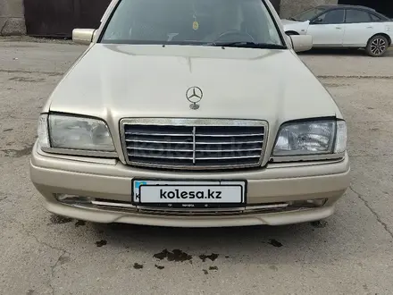 Mercedes-Benz C 200 1995 года за 2 500 000 тг. в Темиртау