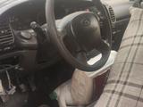 Hyundai Starex 2005 года за 1 800 000 тг. в Астана – фото 2
