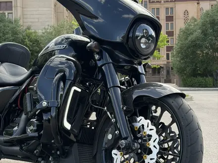 Harley-Davidson  Street Glide Special 2020 года за 14 300 000 тг. в Астана – фото 15