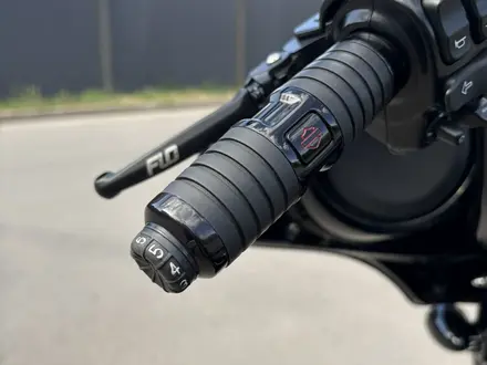 Harley-Davidson  Street Glide Special 2020 года за 14 300 000 тг. в Астана – фото 8