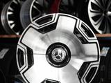 ДИСКИ ЛИТЫЕ НОВЫЕ G-class R22 10J ET26 5X130 за 1 200 000 тг. в Алматы