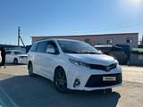 Toyota Sienna 2011 года за 7 000 000 тг. в Атырау – фото 4