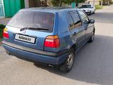 Volkswagen Golf 1993 годаүшін1 700 000 тг. в Тараз