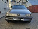 Volkswagen Passat 1993 годаүшін1 800 000 тг. в Шымкент