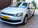 Volkswagen Polo 2015 годаfor4 950 000 тг. в Алматы – фото 3