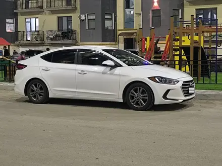 Hyundai Elantra 2016 года за 4 500 000 тг. в Актау