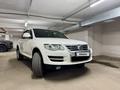 Volkswagen Touareg 2007 года за 8 000 000 тг. в Алматы – фото 3