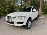 Volkswagen Touareg 2007 годаүшін8 000 000 тг. в Алматы – фото 2