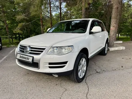 Volkswagen Touareg 2007 года за 8 000 000 тг. в Алматы – фото 2
