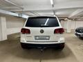 Volkswagen Touareg 2007 года за 8 000 000 тг. в Алматы – фото 7