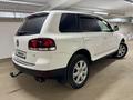 Volkswagen Touareg 2007 года за 8 000 000 тг. в Алматы – фото 8