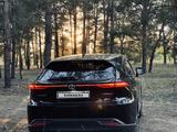 Toyota Venza 2021 года за 18 000 000 тг. в Актобе – фото 2