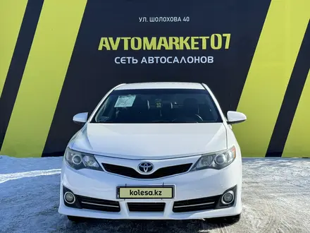 Toyota Camry 2012 года за 9 750 000 тг. в Уральск – фото 2