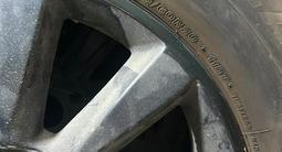 Диски r20 с 2мя комплектами резины за 200 000 тг. в Алматы