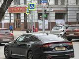 Kia Stinger 2022 года за 16 500 000 тг. в Уральск
