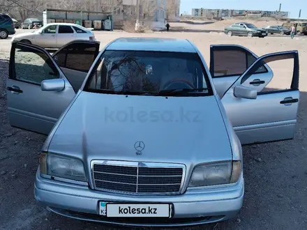Mercedes-Benz C 180 1995 года за 1 600 000 тг. в Балхаш