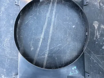 Диффузор радиатора на Сузуки Гранд Витара 2.0 литра за 10 000 тг. в Караганда – фото 3