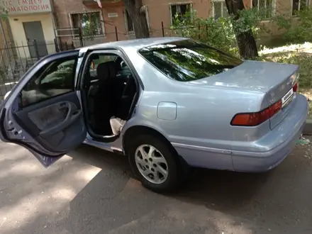 Toyota Camry 1997 года за 2 800 000 тг. в Алматы – фото 4