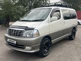 Toyota Grand Hiace 2000 года за 8 500 000 тг. в Алматы