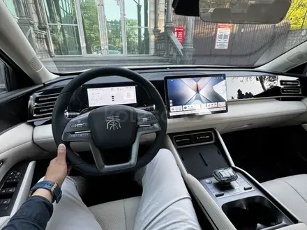 BYD Qin L DM-i 2025 года за 9 690 000 тг. в Алматы – фото 10