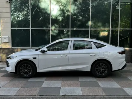 BYD Qin L DM-i 2025 года за 9 690 000 тг. в Алматы – фото 6