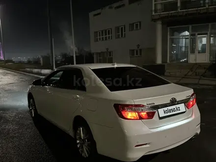 Toyota Camry 2013 года за 11 000 000 тг. в Семей – фото 3