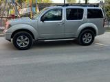 Nissan Pathfinder 2005 годаүшін5 200 000 тг. в Алматы – фото 4