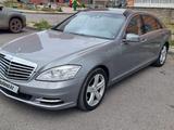 Mercedes-Benz S 500 2010 годаүшін10 400 000 тг. в Караганда – фото 3
