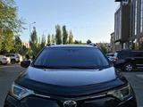 Toyota RAV4 2017 года за 8 500 000 тг. в Актобе