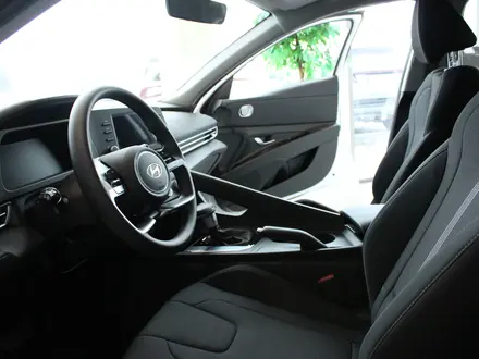 Hyundai Elantra Smart 2026 года за 9 290 000 тг. в Павлодар – фото 5