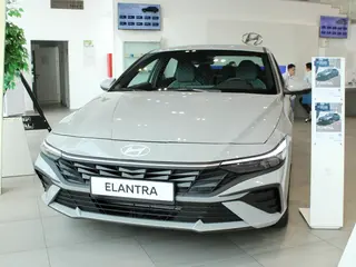Hyundai Elantra Smart