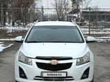 Chevrolet Cruze 2013 года за 2 800 000 тг. в Шымкент – фото 2