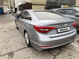 Hyundai Sonata 2015 годаfor8 000 000 тг. в Астана – фото 4