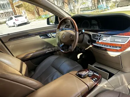 Mercedes-Benz S 65 AMG 2006 года за 6 700 000 тг. в Усть-Каменогорск – фото 17