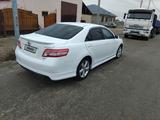 Toyota Camry 2010 года за 5 100 000 тг. в Атырау – фото 5