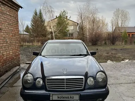 Mercedes-Benz E 230 1996 года за 3 300 000 тг. в Усть-Каменогорск – фото 2
