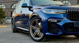BMW X7 2021 года за 35 800 000 тг. в Астана – фото 2