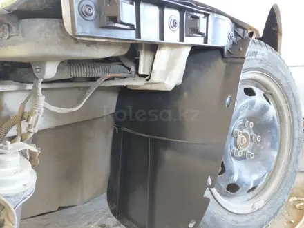 Подкрылки VW Volkswagen GOLF IV за 27 500 тг. в Актобе
