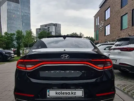 Hyundai Grandeur 2019 года за 14 800 000 тг. в Алматы – фото 11