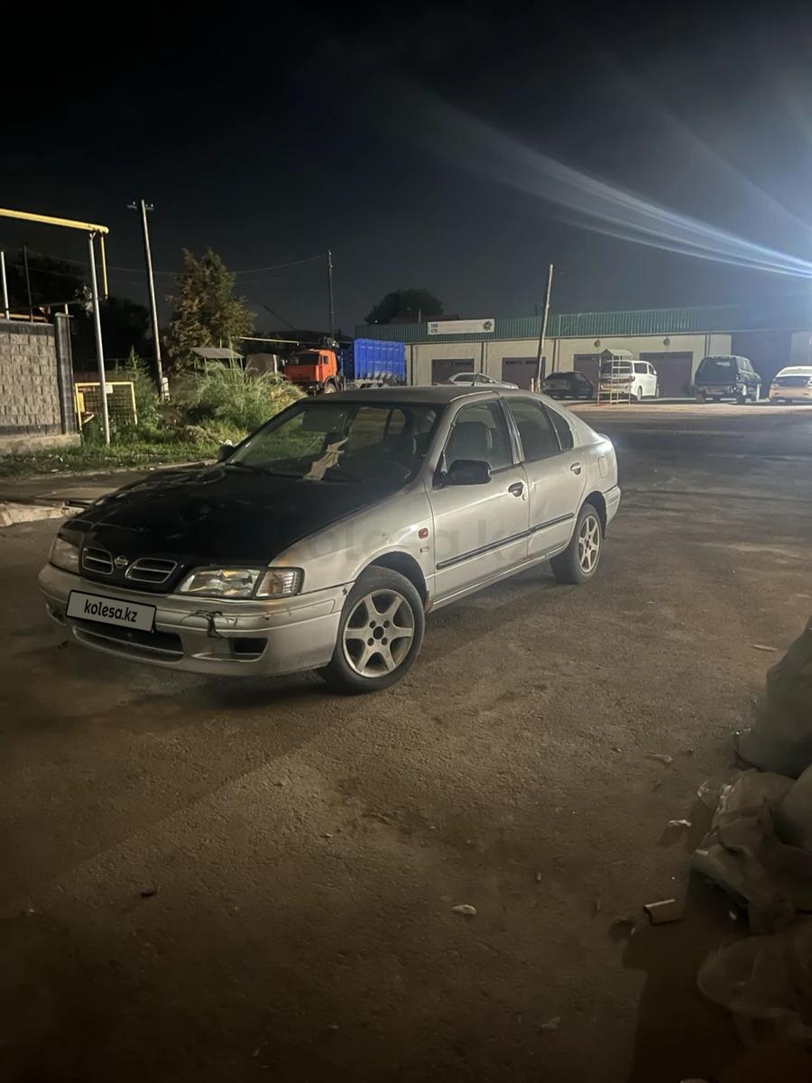 Nissan Primera 1998 г.